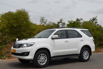 Luxury Fortuner Car Rental